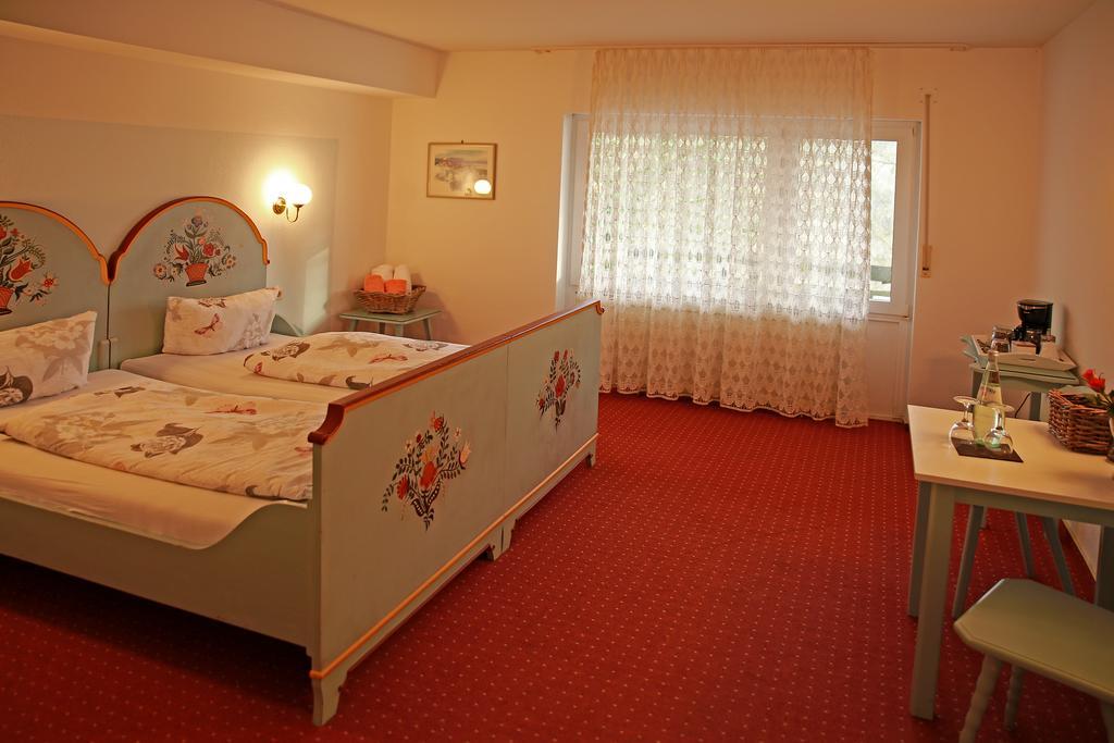 זולינגן Hotel In Der Strassen מראה חיצוני תמונה